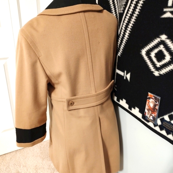 🥰 Host Pick!Vintage Authentic Chanel Brand 1980's Wool Peacoat, Tan & Black, 38 - Picture 12 of 14